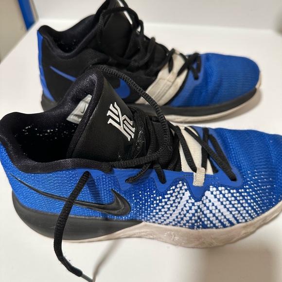 Nike Kyrie flytrap - Picture 4 of 5